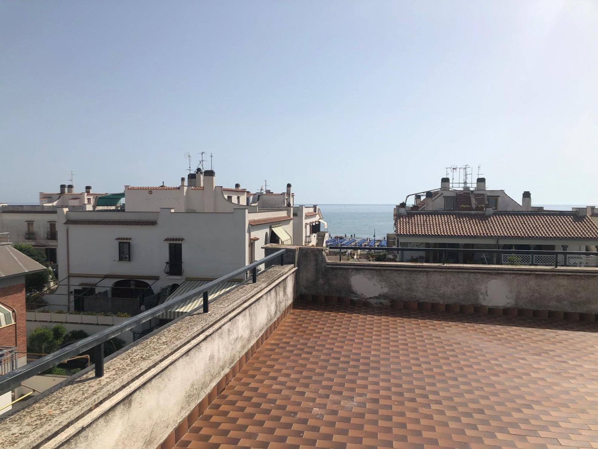 Piccola Capri A Marina Di Ardea Villa L'Americano Buitenkant foto